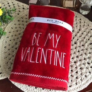 Rae Dunn BE MY VALENTINE Hand Towels